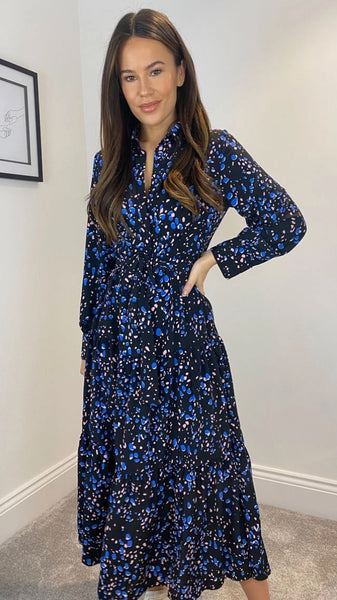 Larissa Long Sleeve Belted Maxi Dress - Black/Blue Print